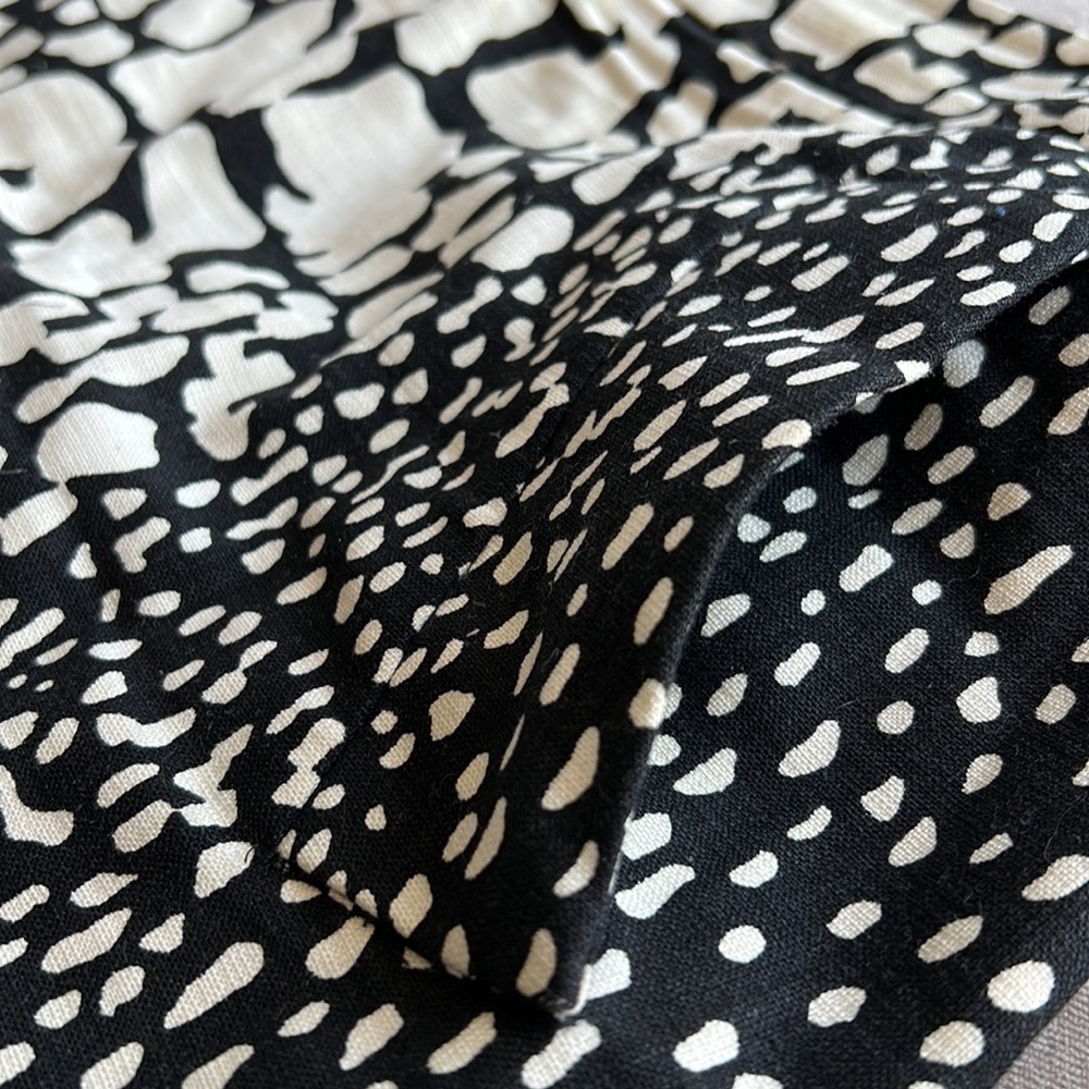 J. Crew Black & White Python Print Mini Skirt (Si… - image 4